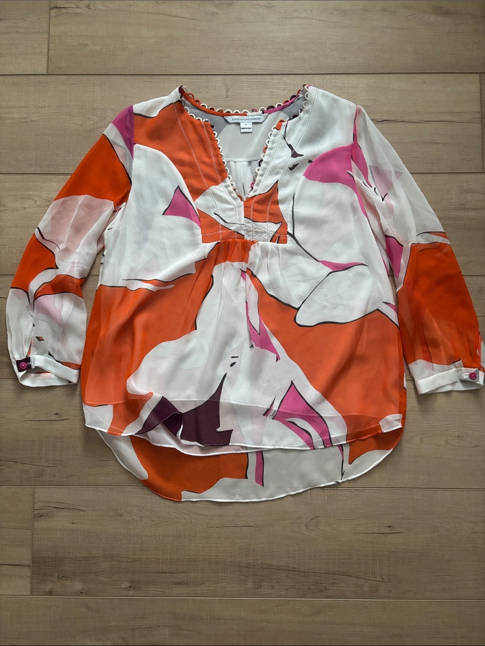 Diane von Furstenberg 100% Silk Top in Eden Garden Colorway